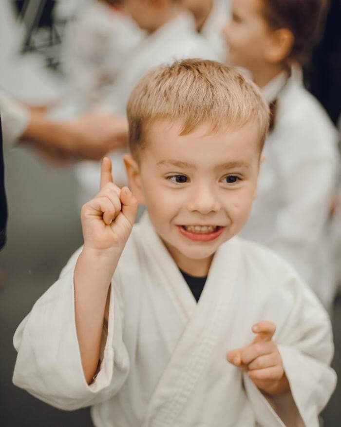 LET YOUR CHILD HAVE THE SKILLS AND CONFIDENCE TO STAND UP TO BULLIES!